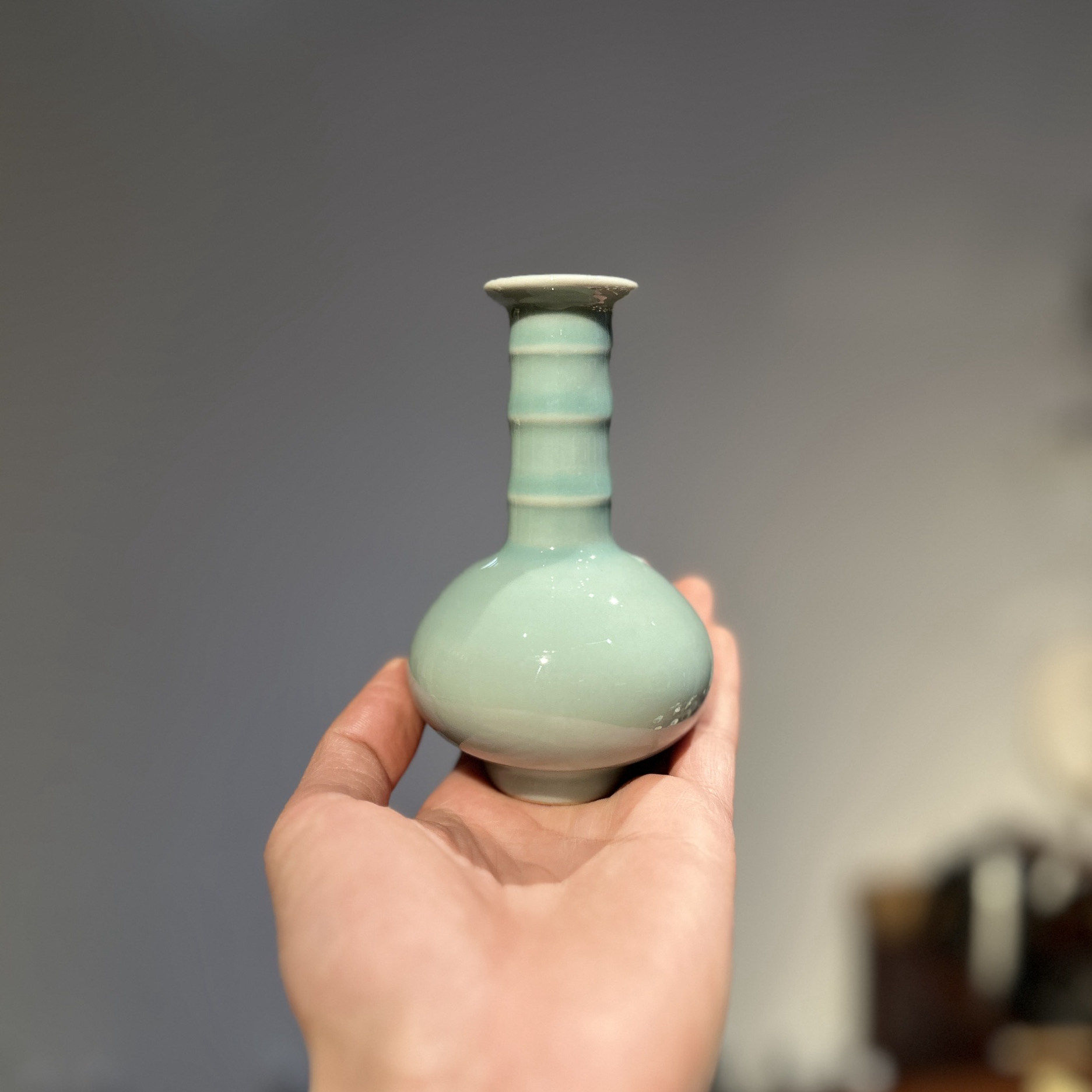 80年代国营老厂龙泉窑青瓷花瓶 茶空间经典开片 粉青茶席小旋纹瓶