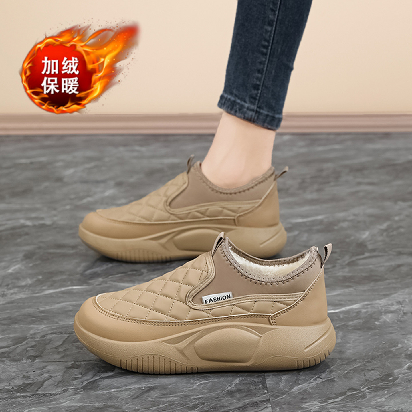 加绒女鞋2025新款冬季34小码一脚蹬妈妈棉鞋皮面防滑大码雪地靴42