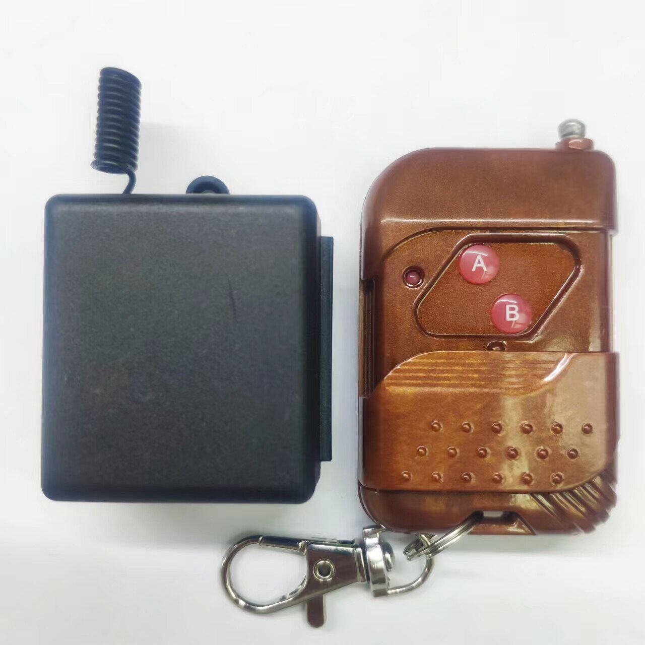 厂家直销专业生产小皮箱无线遥控开关单路配（双）AB键桃木遥控器