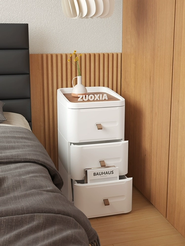 Северный прикроватный шкаф Простая современная маленькая квартира Ins Wind Кожаная спальня мини -японское хранение многофункциональное шкаф