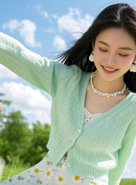 踏春赏花旅行假期珍珠花瓣项链颈链高级感锁骨链礼物