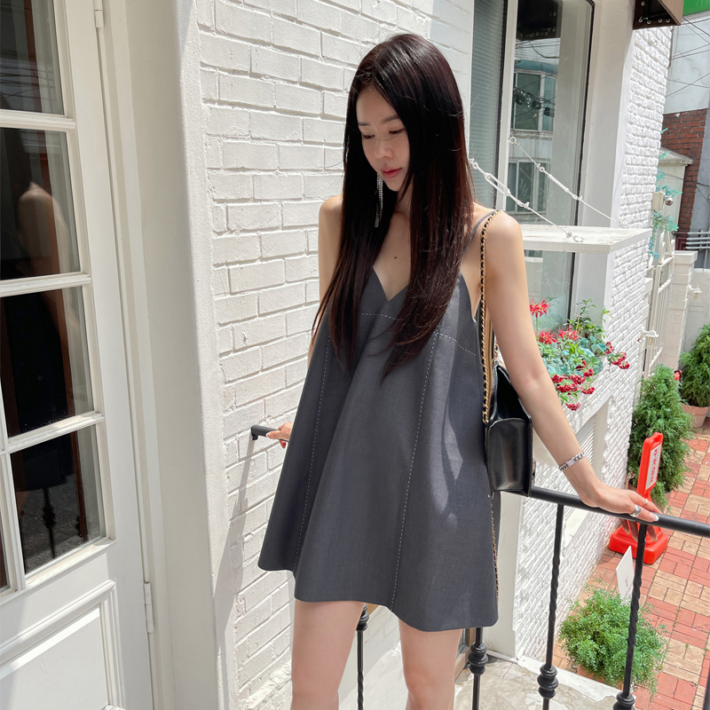 Partysu韩国代购连衣裙女秋季新款纯色显瘦短款时尚吊带裙BD4072