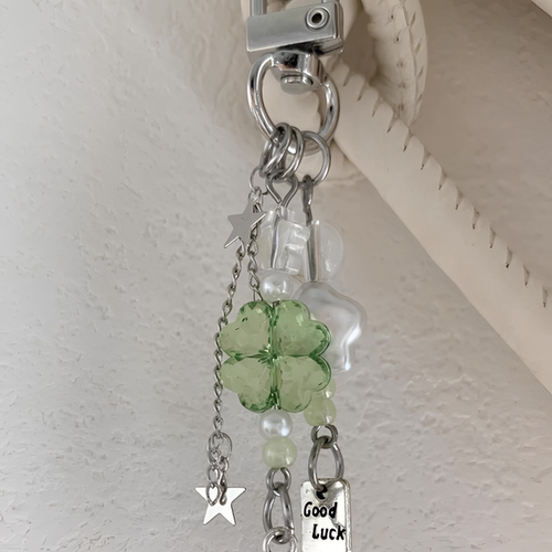 风幸运四叶草手工绿色手机链ccd相机挂件包包挂饰钥匙扣链条女