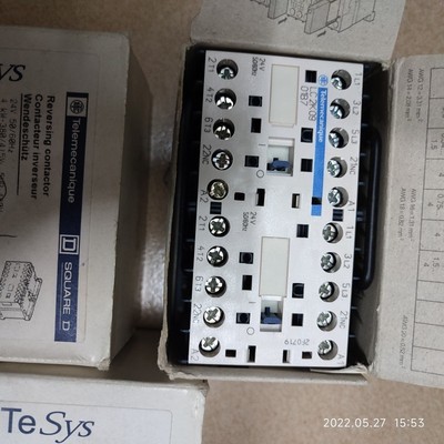 直流接触器LP2K0901BD/LP2K0601BD/LC2K0910/09017B7/LP5K1201SW3