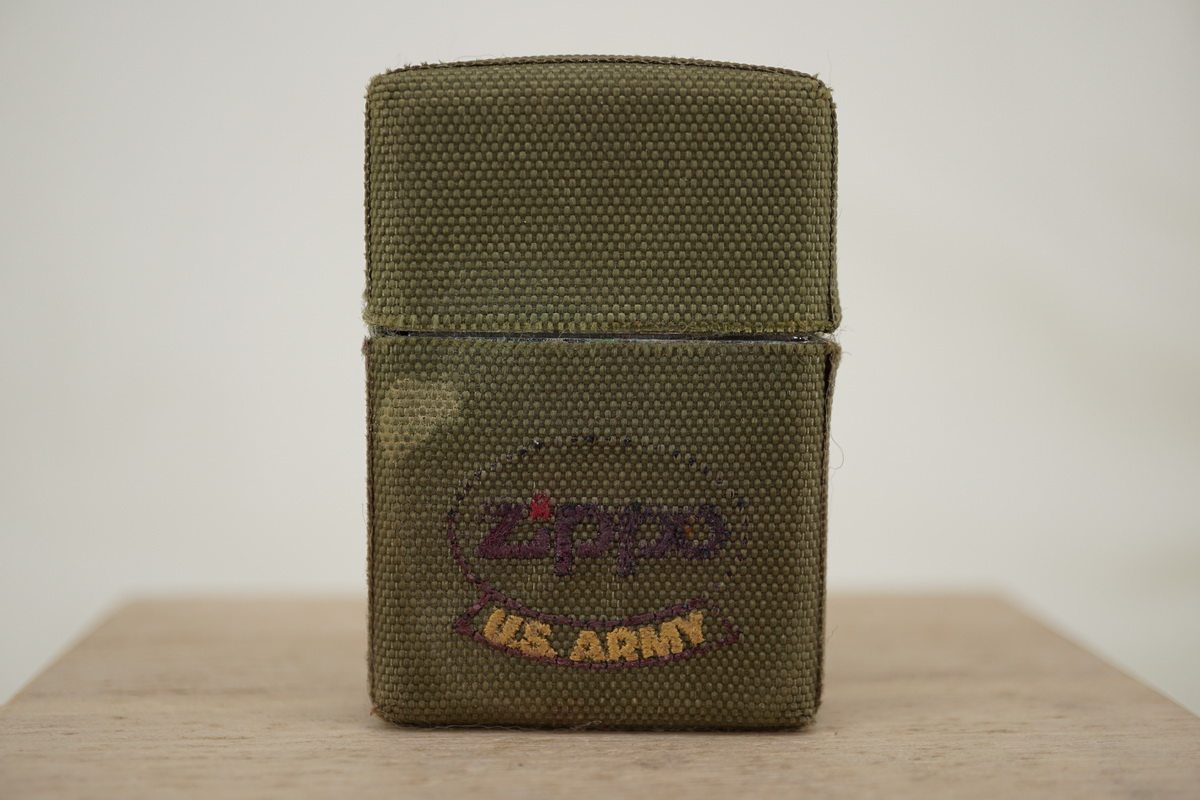 原装正版 1986年二手好品特殊尼龙盔甲刺绣美军打火机 ZIPPO