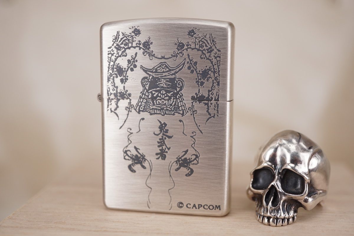 原装正版 2001年J全新限量古银拉丝漆印鬼武者屋部打火机 ZIPPO