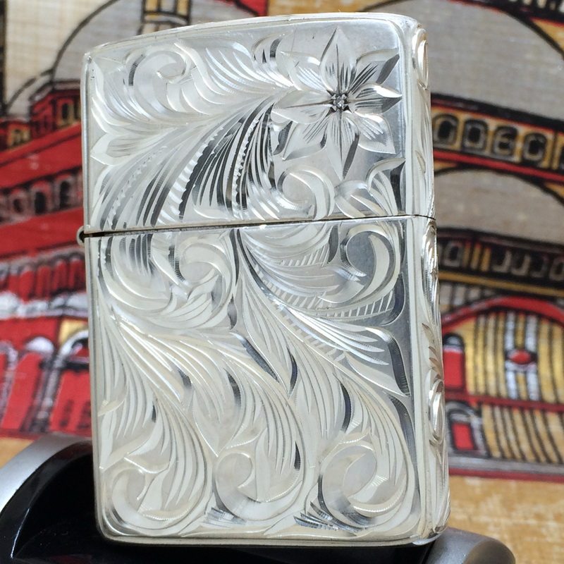 原装正版 2003年二手纯银手雕镶真钻富贵花防风打火机 ZIPPO