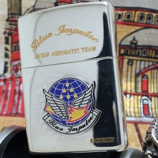 ZIPPO 2002年D全新限量蓝色冲击波飞行表演队防风打火机 原装 正版