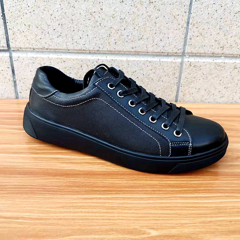 新款运动休闲鞋透气皮鞋男真皮男