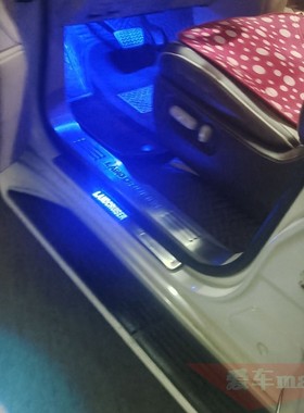 08-21款兰德酷路泽LC200 迎宾踏板 陆巡门槛条 led带灯 内置 外置