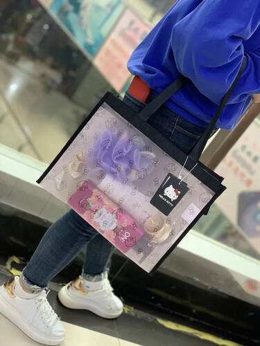 可爱卡通hellokitty透明化妆包