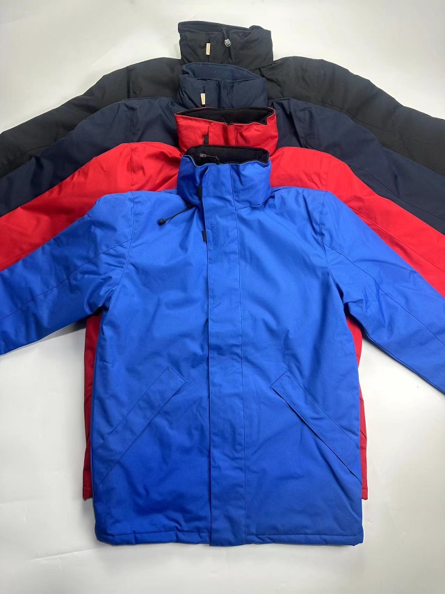 外贸男士户外防风防水宽松大码中长款冲锋衣登山野营旅行服滑雪服