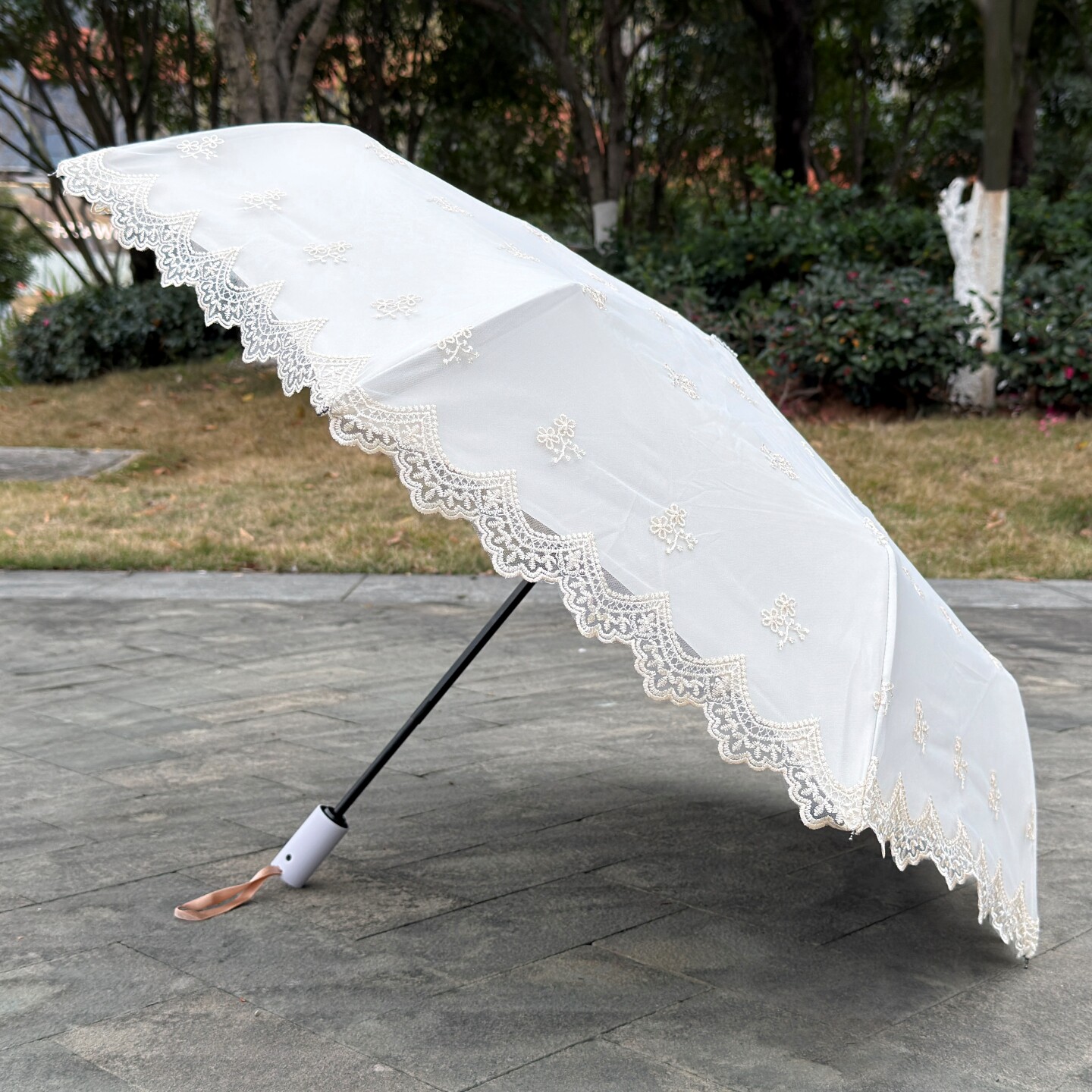 蕾丝边刺绣自动伞米白色黑胶防紫外线防晒遮阳晴雨两用太阳伞淑女
