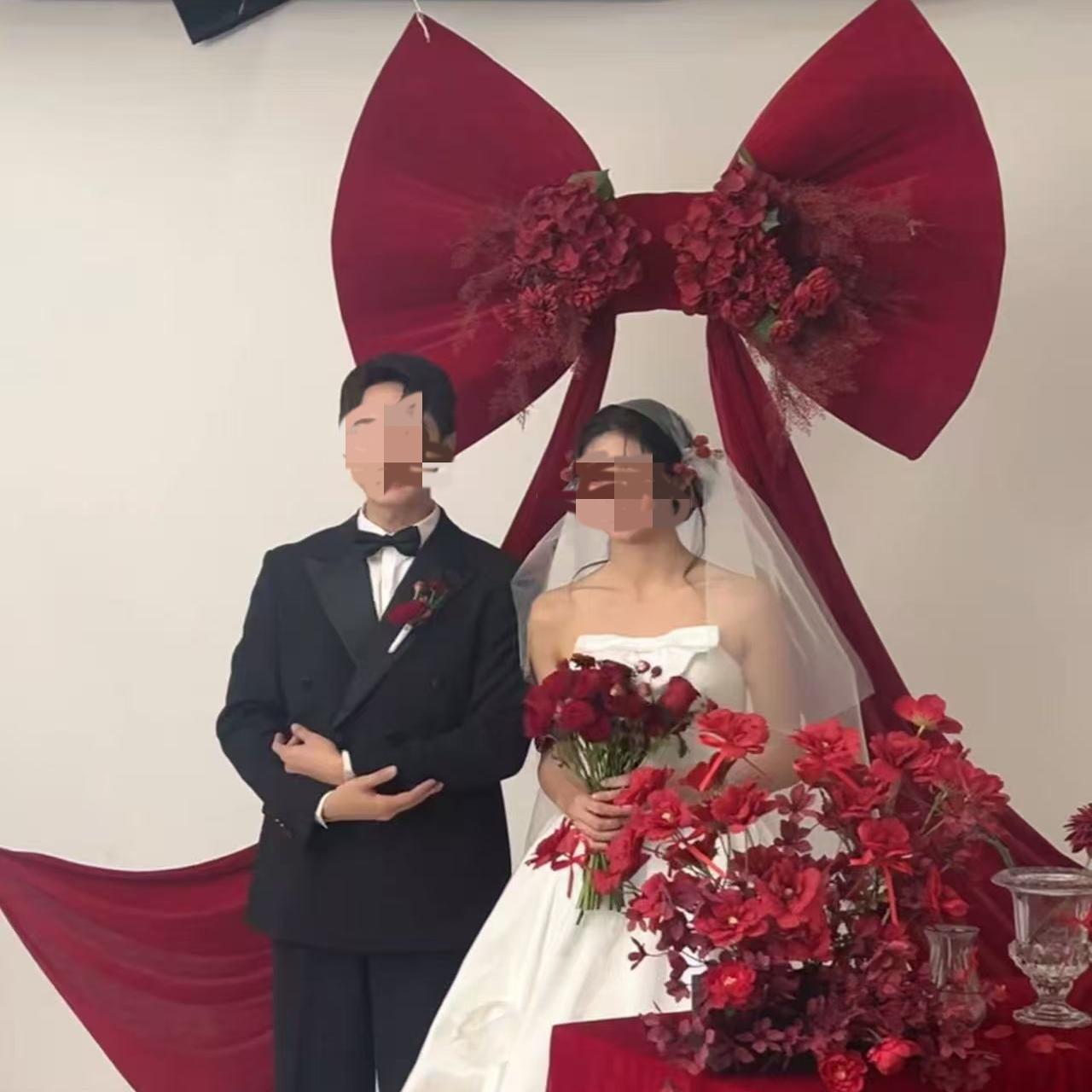 大蝴蝶结背景布结婚拍照道具婚礼现场布置装饰红色丝绒布幔背景墙