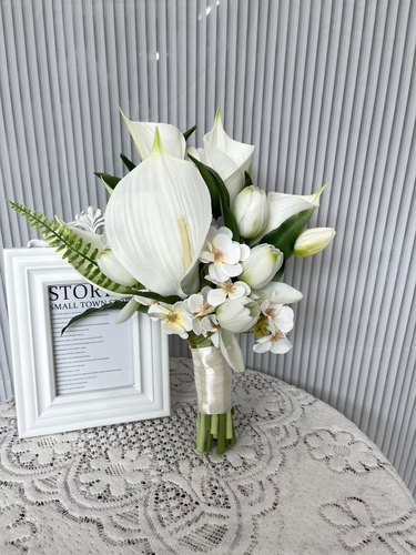 手捧花领证登记花束 新娘婚礼假花 高级仿真郁金香影楼拍照道具花