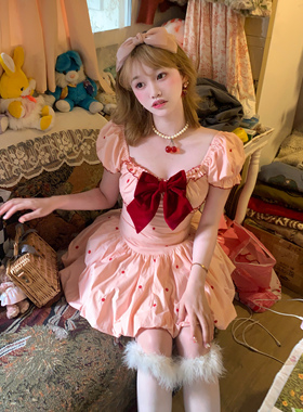 森女系原创想去海边 小花心 粉红色可爱小花朵刺绣软妹短袖连衣裙