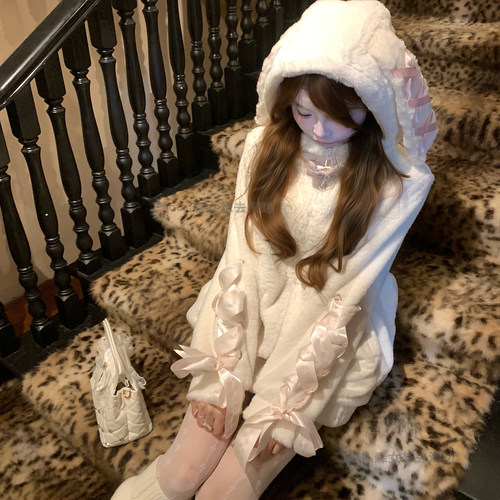 清楚系冬季保暖连帽棉服