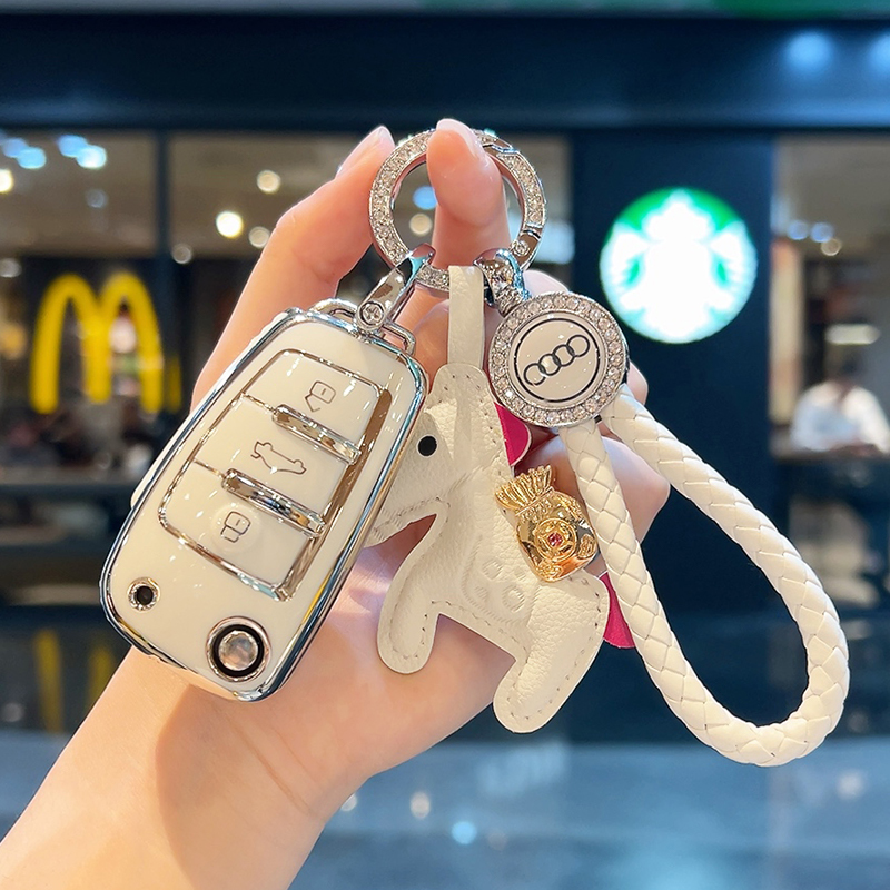 适用于奥迪a3钥匙套q3车q2l扣a6l高级a4l女q5l可爱2025新款a3l壳