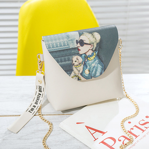 迷你版单肩斜挎包