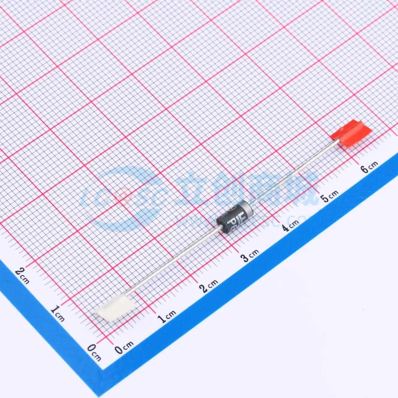 P6KE68A DO-204AC(DO-15) 静电和浪涌保护(TVS/ESD) 58.1V 6.6A