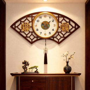 新中式静音挂钟客厅2026新款轻奢高级感餐厅大气中古风时钟表挂墙
