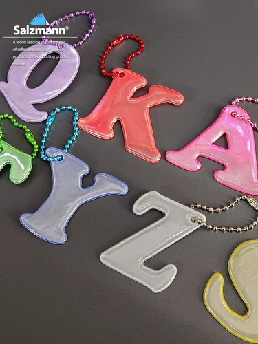 Светоотражающий аксессуар на рюкзак с буквами подходит для мужчин и женщин, чемодан