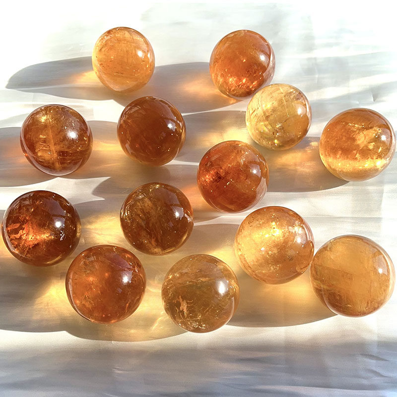 天然冰洲石方解石球蜜糖色冰洲石球晶体透带彩虹黄方解水晶球摆件