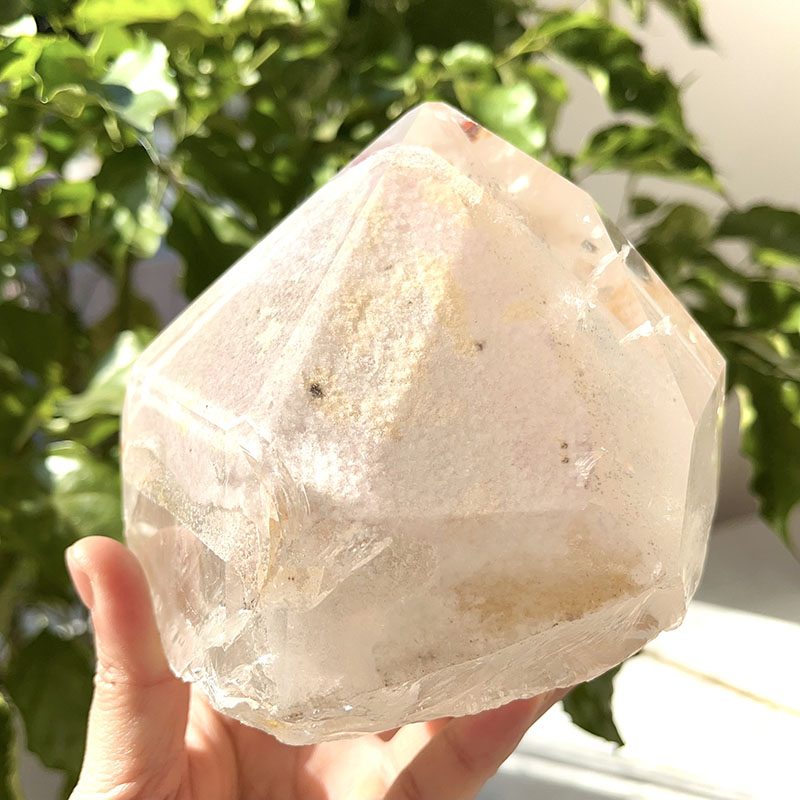 天然白幽灵银山柱子水晶摆件