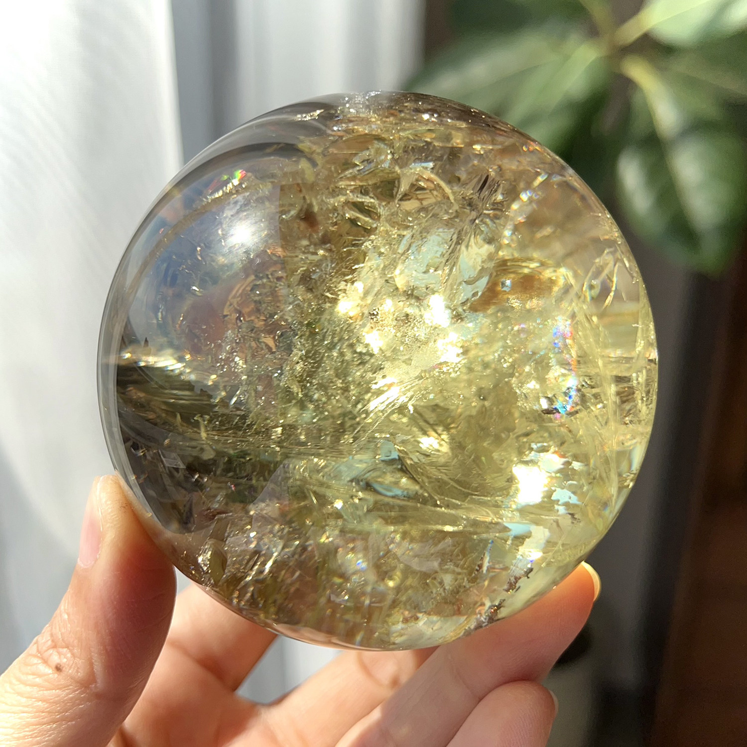 天然精品茶黄水晶球摆件