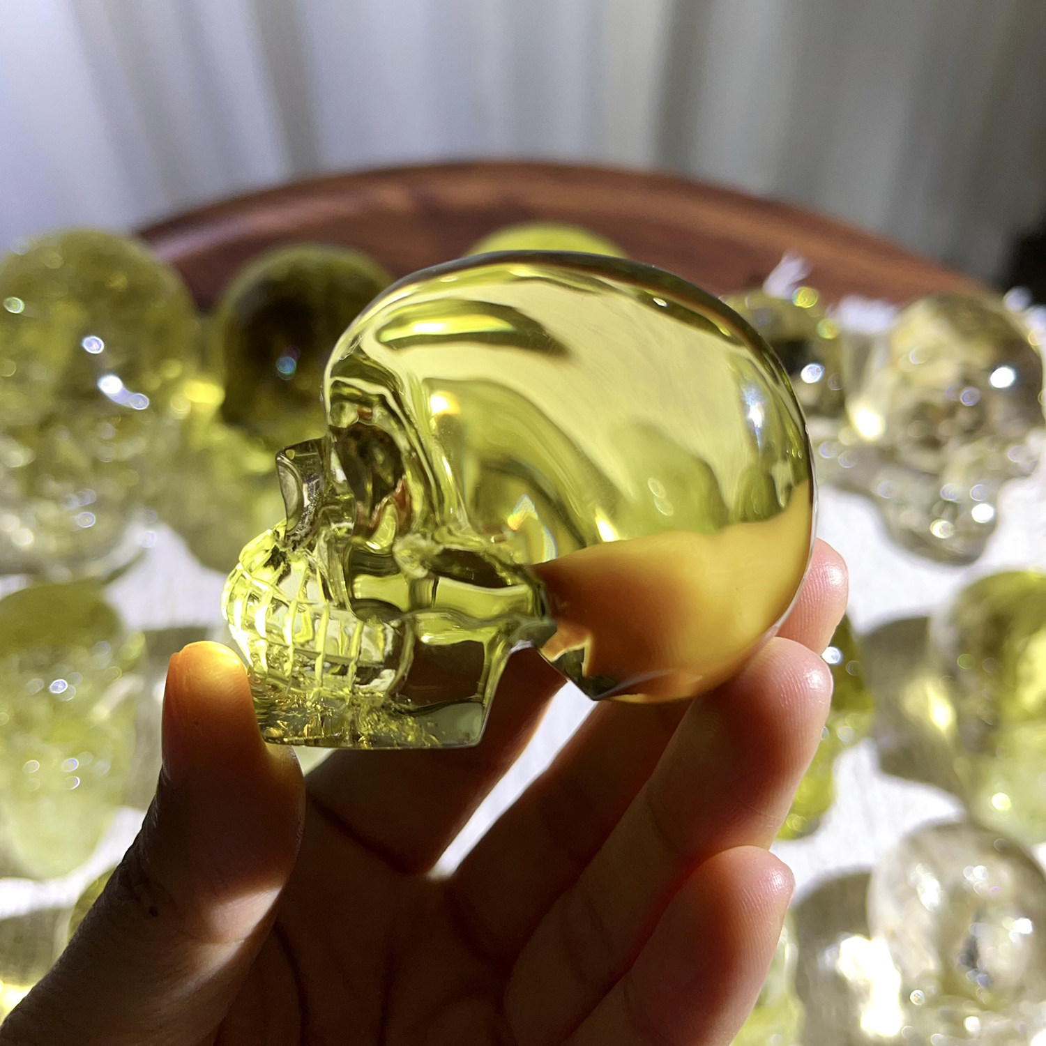 天然巴西黄水晶头骨摆件