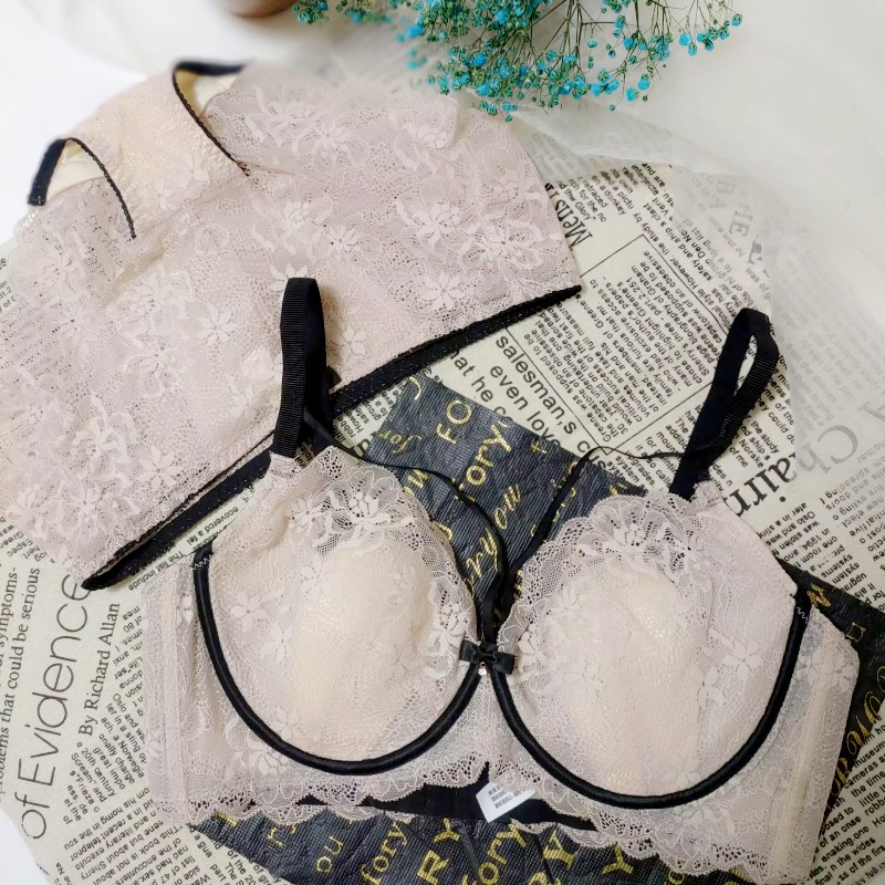 轻薄大胸显小蕾丝性感软钢圈文胸