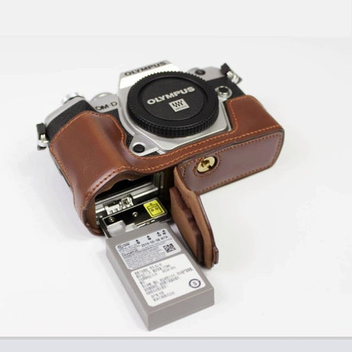 适用奥林巴斯EM10-3四代保护套em5iii相机包ep7底座om5二代皮套