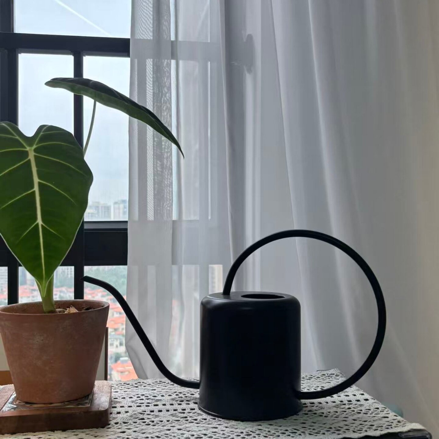 1.5L灰黑色铁艺微瑕长嘴淋花壶复古园艺多肉浇水壶简约浇花家用
