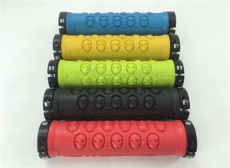 Poignées de vélo - Ref 2354545 Image 1