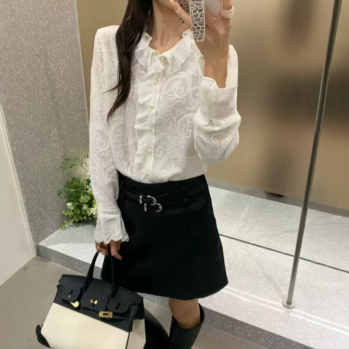 荷叶边刺绣提花蕾丝白色衬衫女潮