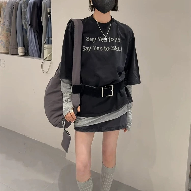字母印花撞色假两件t恤女欧洲站2025春季新款宽松配腰带打底衫潮