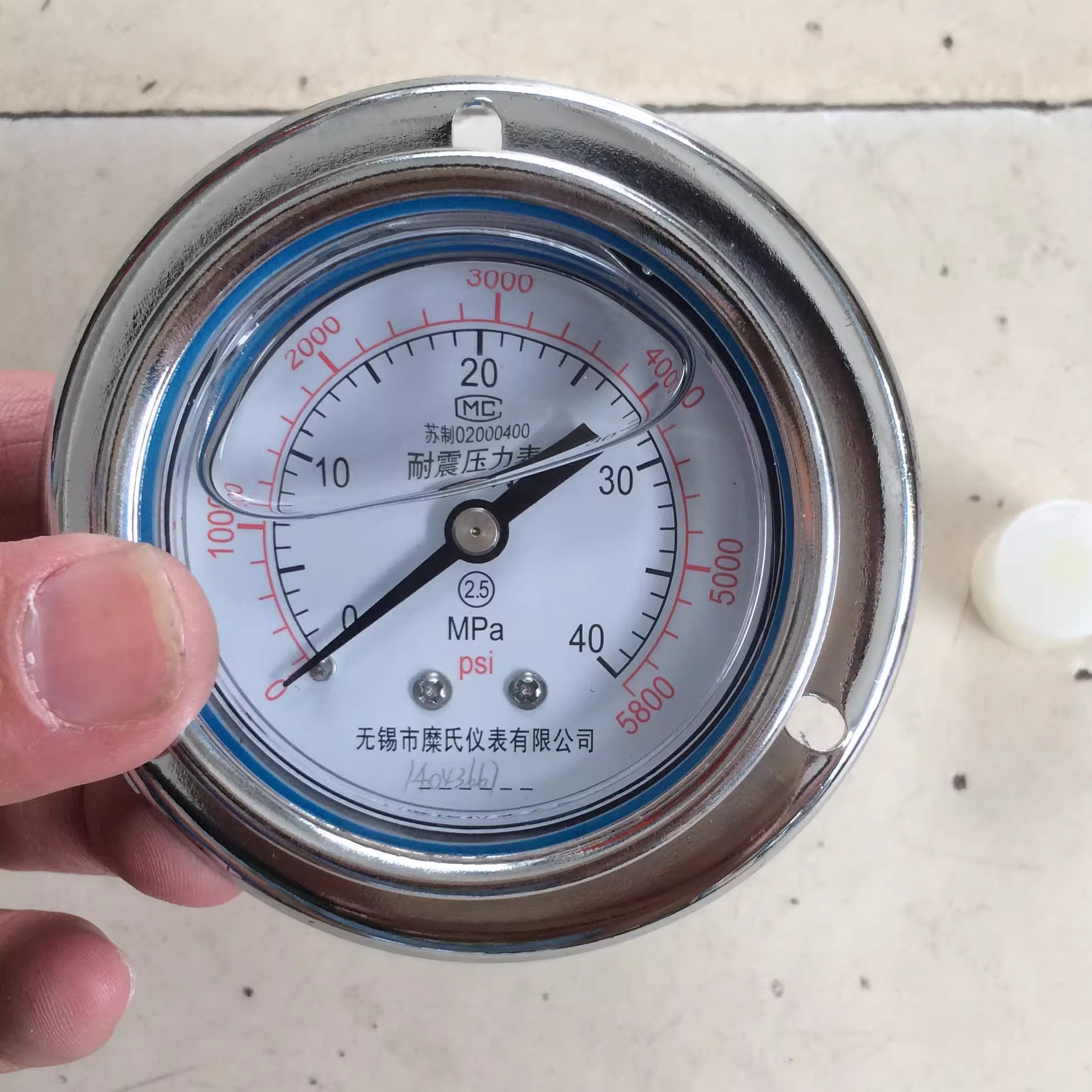 无锡轴向螺纹耐震压力表