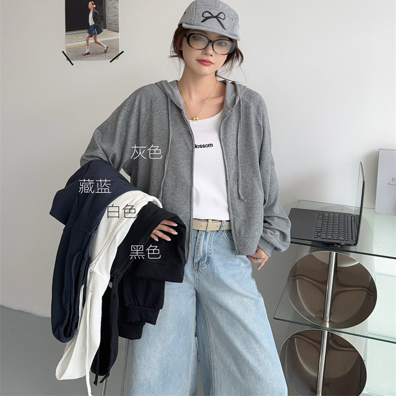 藏蓝色正肩抽绳口袋拉链薄外套女款春秋季短款卫衣早秋上衣开衫