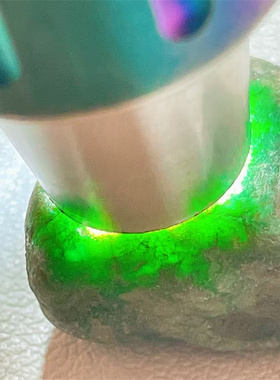 T15328 精品缅甸天然翡翠原石老坑后江场口色料戒面料  重9克