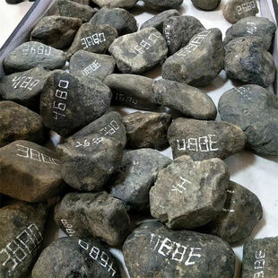 精选缅甸天然A货翡翠原石莫湾基莫西沙大马砍木那场口玉石50元/块