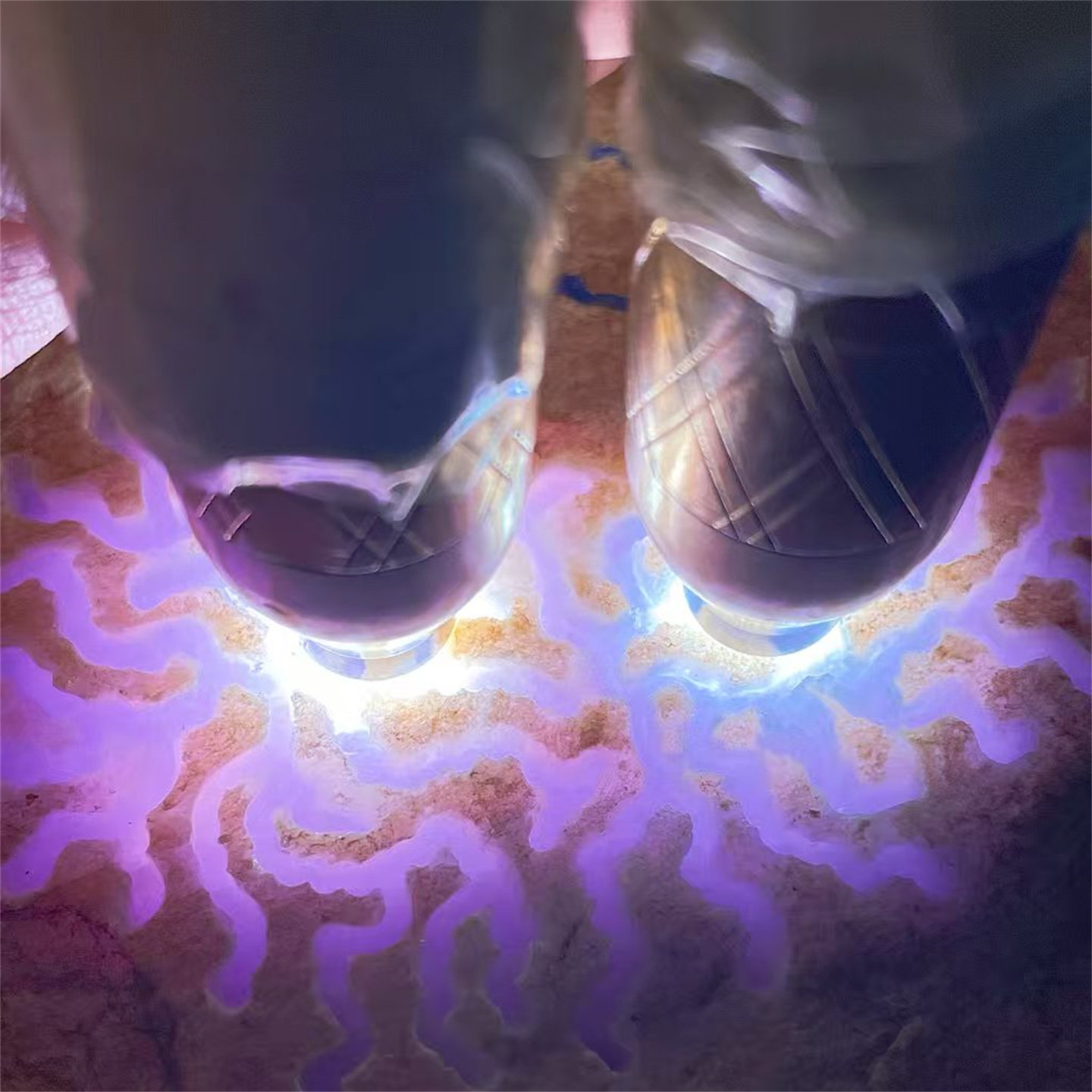 TT71251缅甸天然翡翠原石老坑木那场口开窗春料手镯料 重7.1公斤