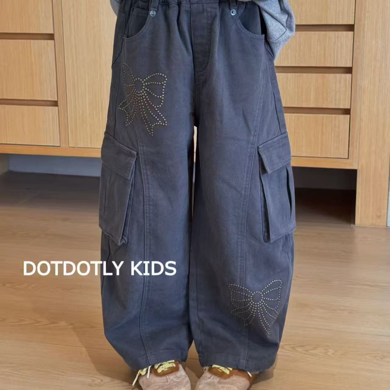 DOTDOTLY2026韩版秋装女中大童钉珠蝴蝶结洋气休闲工装裤266910