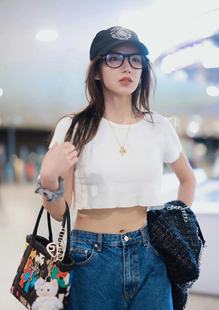 程潇机场同款短款夏季纯白色干净T恤纯棉弹力修身百搭套头女上衣