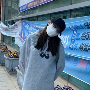 IU李知恩同款韩版新款上衣外套宽松樱桃字母印花长袖套头连帽卫衣