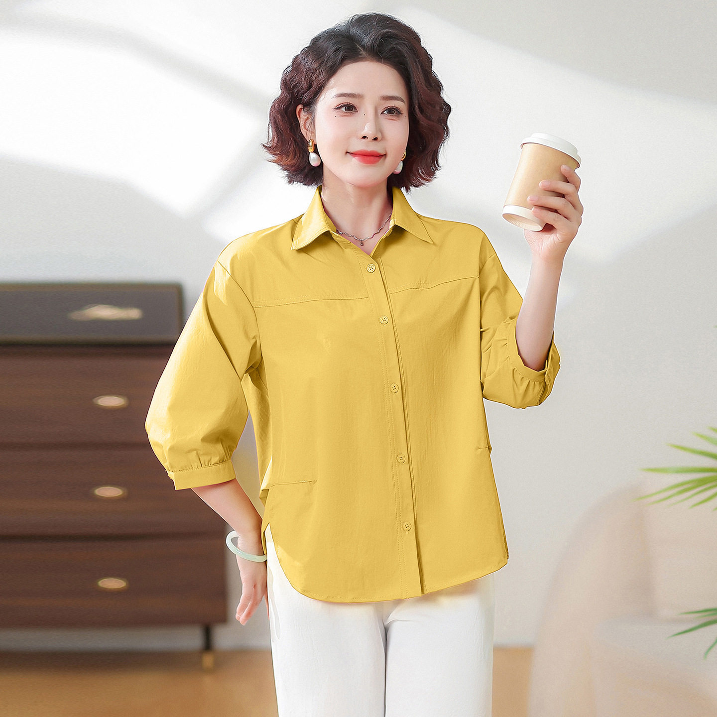 中老年妈妈装2026春夏新款长袖衬衫女装设计感显瘦百搭上衣小个子