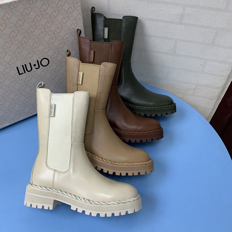 대외 무역 순수  가죽 여성 신발 소매 단색 유행 패션 굴뚝 부츠 다목적 겉옷 IM