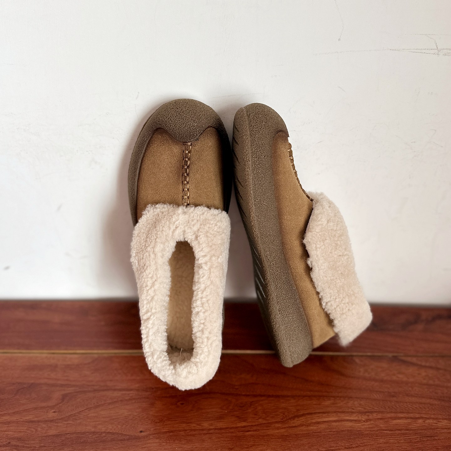 2025冬复古文艺平底丑萌毛毛鞋