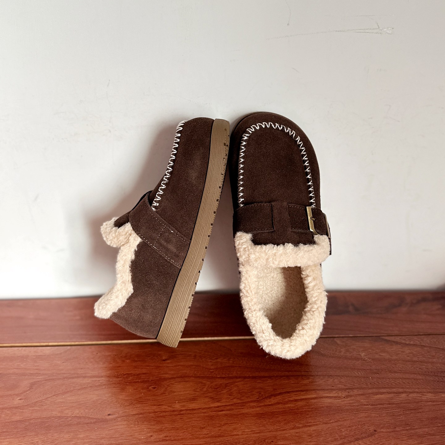 【烁掌柜】2025冬季新品复古文艺毛毛鞋牛猄皮平底圆头勃肯鞋棉鞋