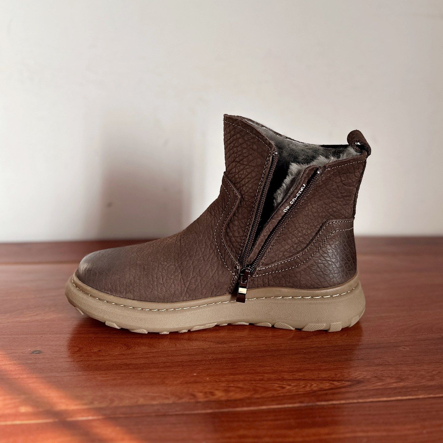 【男女同款】英伦复古手工缝制过冬棉靴加厚保暖羊皮毛一体雪地靴,女鞋,时尚雪地靴,淘宝优惠券,粉丝福利购,淘宝优惠卷