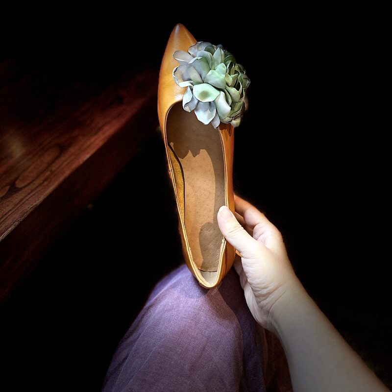 夏款甜美淑女个性唯美大花朵女鞋头层牛皮低跟尖头浅口鞋单鞋